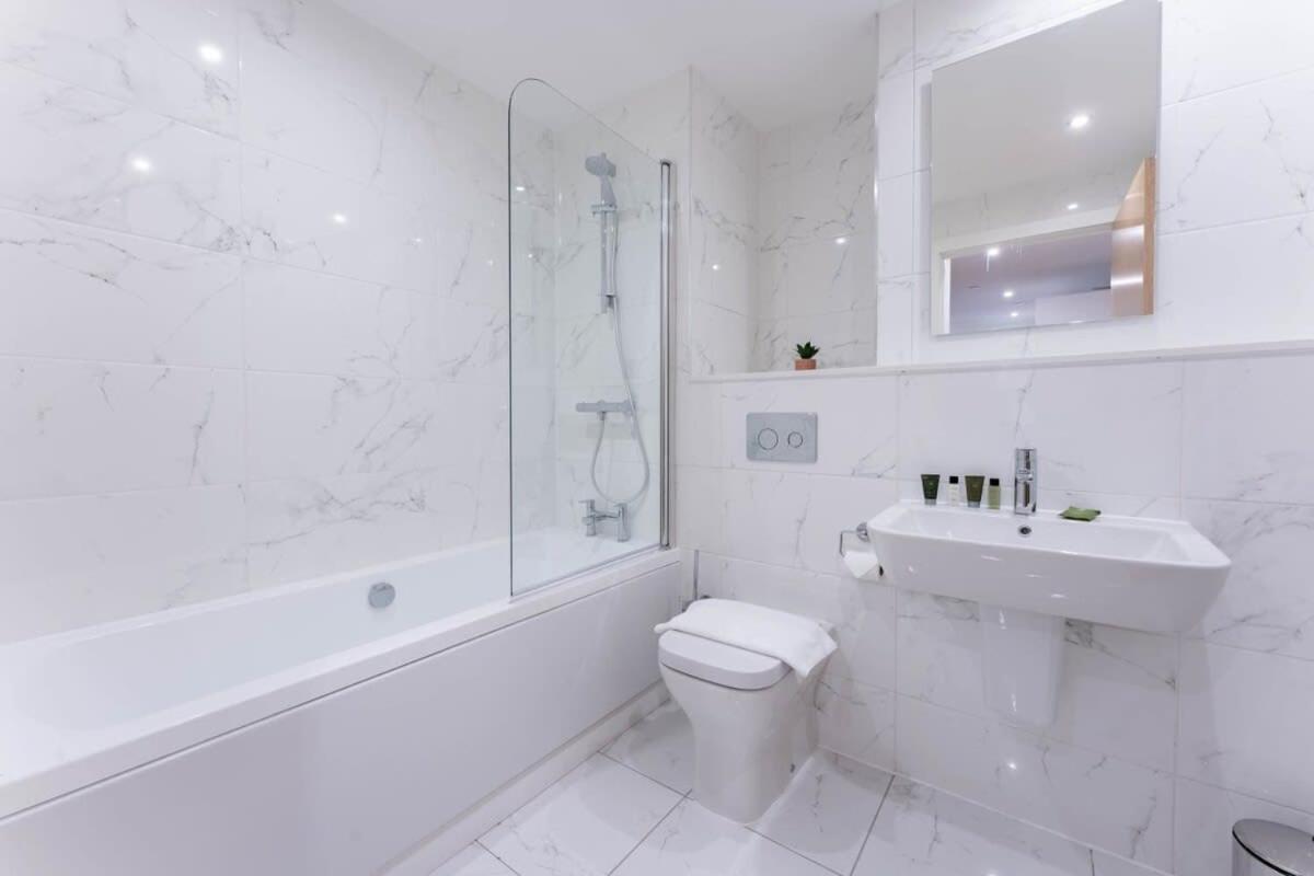 Lovely 1 Bedroom Apartment In Central Location Birmingham Esterno foto